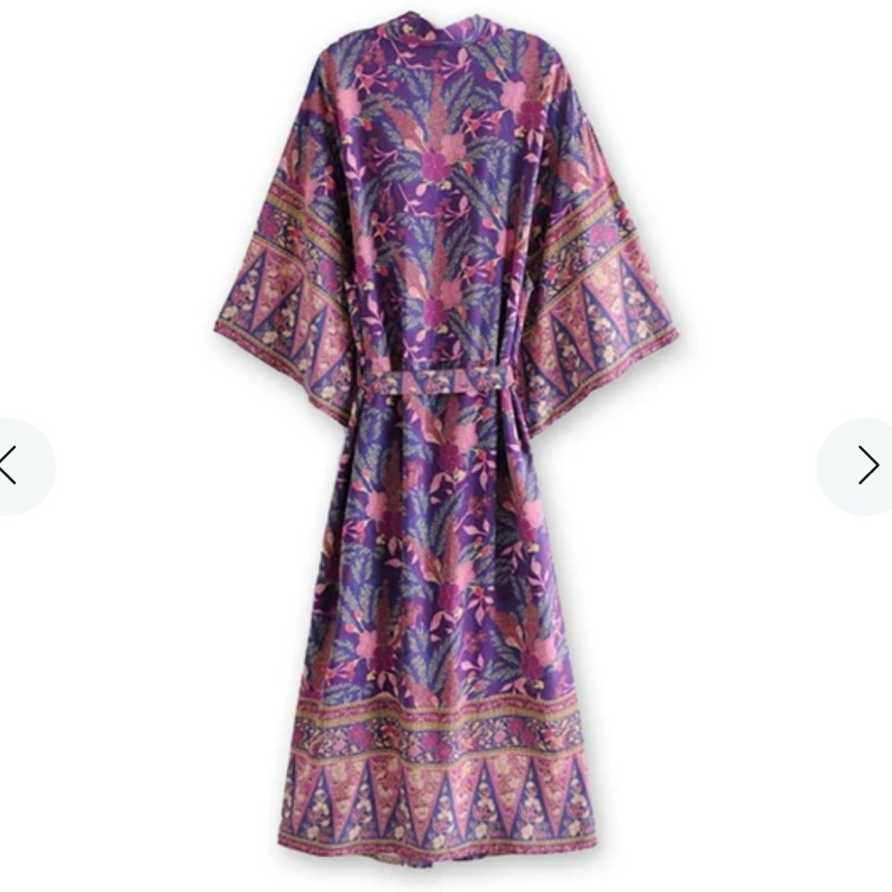 Violet purple boho floral print maxi robe kimono
Brand New unused!